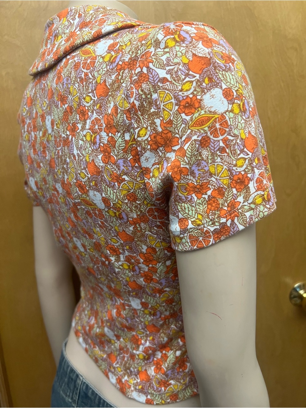 Anthropologie Maeve Ruched Button-Front Citrus/Floral Top, seen on General Hosp! - Picture 6 of 16
